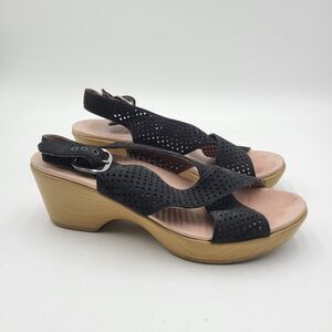 B2 DANSKO JACINDA LEATHER SLINGBACK WEDGE SIZE 37/6.5 CRISS CROSS PERFORATED